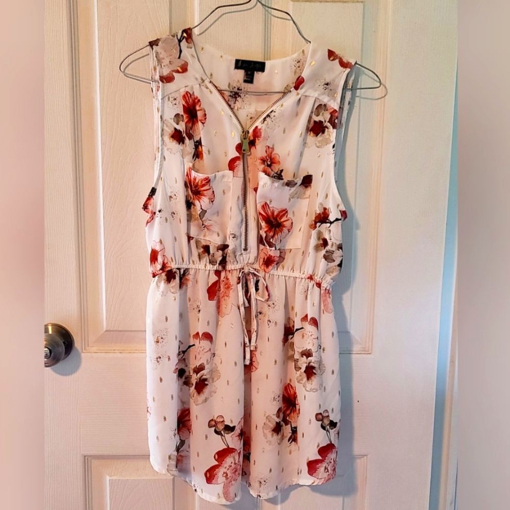 Floral Tank Top with Zipper Front & Pockets